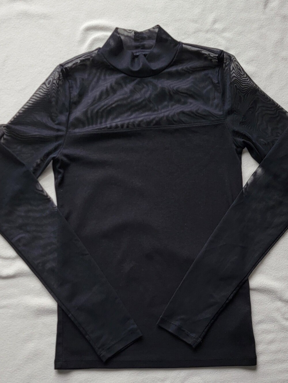 Gap Long-Sleeve Mesh Top